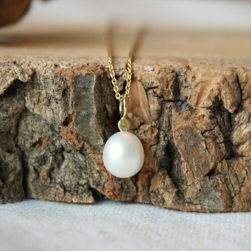 Gold Pearl Pendant Sweet